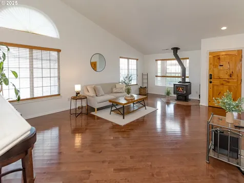 1146 Fairway Drive Washougal WA 98671