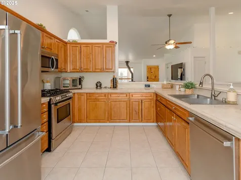 1146 Fairway Drive Washougal WA 98671
