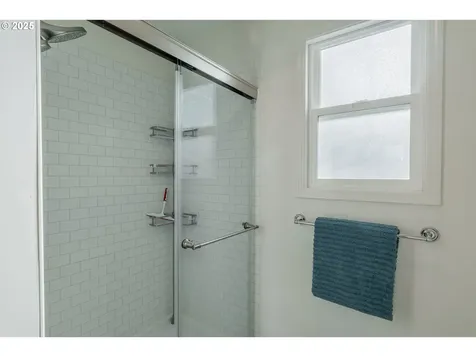 18209 SE 20th Way Vancouver WA 98683