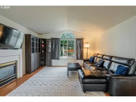 18209 SE 20th Way Vancouver WA 98683