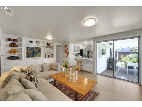 518 Roan Drive Eugene OR 97401