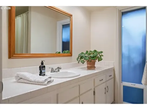 1227 Montana Lane Vancouver WA 98661