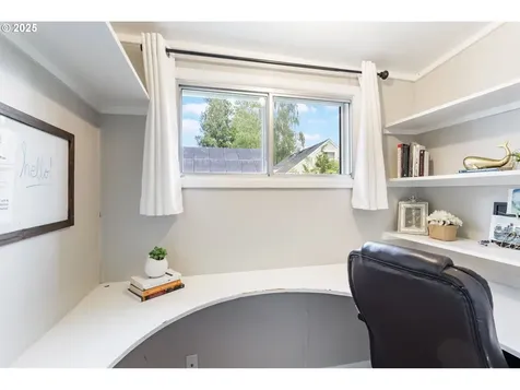 163 NE Grant Street Hillsboro OR 97124