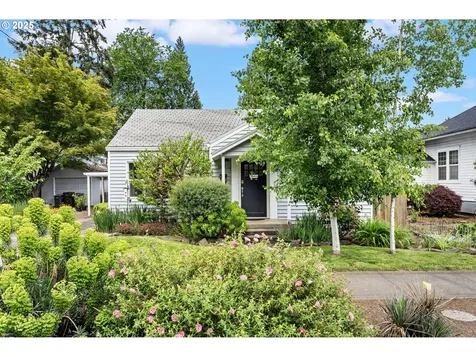 163 NE Grant Street Hillsboro OR 97124
