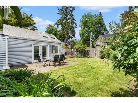 163 NE Grant Street Hillsboro OR 97124