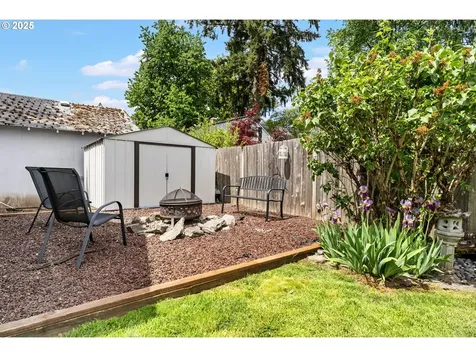 163 NE Grant Street Hillsboro OR 97124