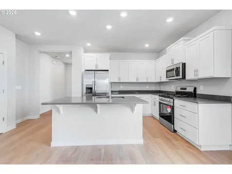 727 Glade Avenue Forest Grove OR 97116