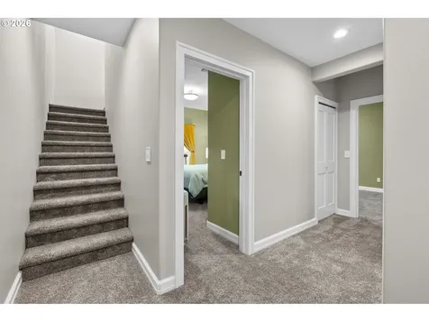 4936 SW Slavin Road Portland OR 97239