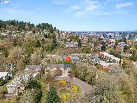 4936 SW Slavin Road Portland OR 97239