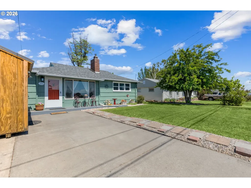 1613 SW Hailey Avenue Pendleton OR 97801