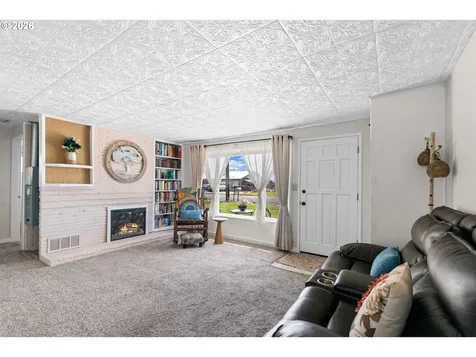 1613 SW Hailey Avenue Pendleton OR 97801