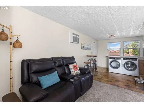 1613 SW Hailey Avenue Pendleton OR 97801