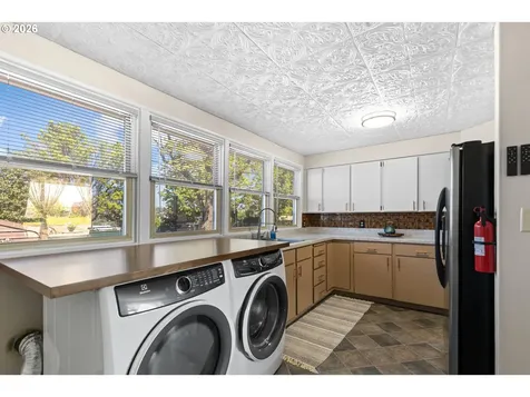 1613 SW Hailey Avenue Pendleton OR 97801