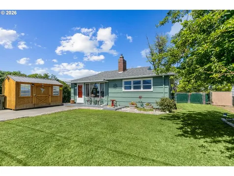 1613 SW Hailey Avenue Pendleton OR 97801