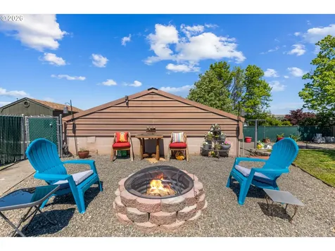 1613 SW Hailey Avenue Pendleton OR 97801