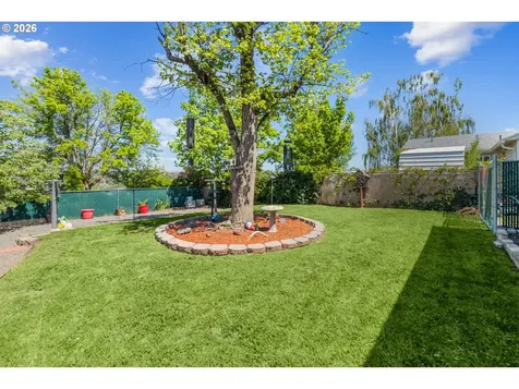 1613 SW Hailey Avenue Pendleton OR 97801