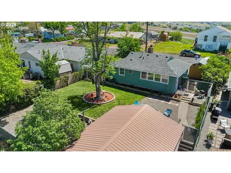 1613 SW Hailey Avenue Pendleton OR 97801