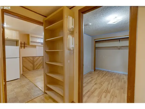 617 NE 120th Avenue Portland OR 97220