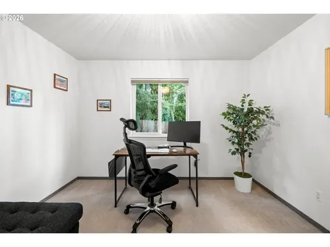 735 SW Caldew Drive Portland OR 97219