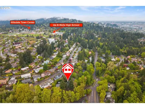 735 SW Caldew Drive Portland OR 97219