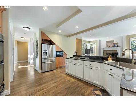 5201 NW 141st Street Vancouver WA 98685