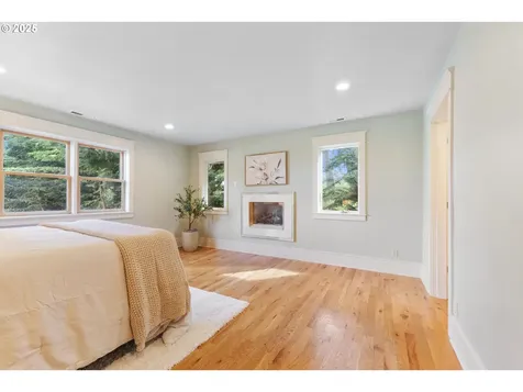 1772 White Oak Drive Eugene OR 97405