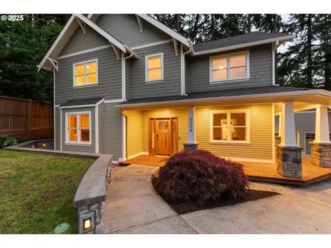 1772 White Oak Drive Eugene OR 97405