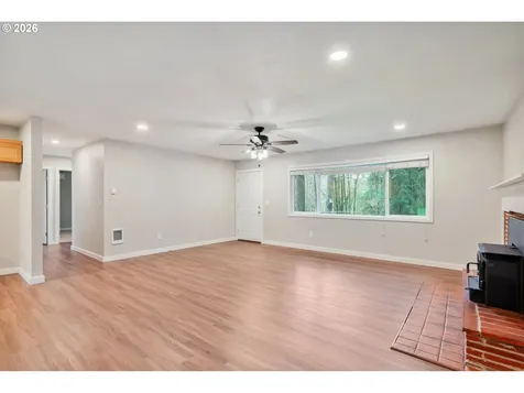 123 Haryu Road Longview WA 98632
