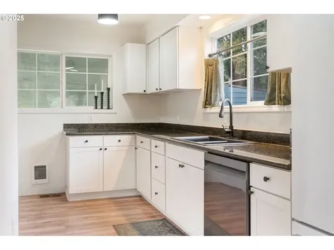 10115 N Calhoun Avenue Portland OR 97203
