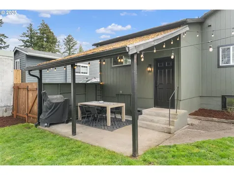 10115 N Calhoun Avenue Portland OR 97203