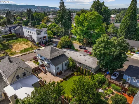 3910 SE 32 Avenue SE Portland OR 97202