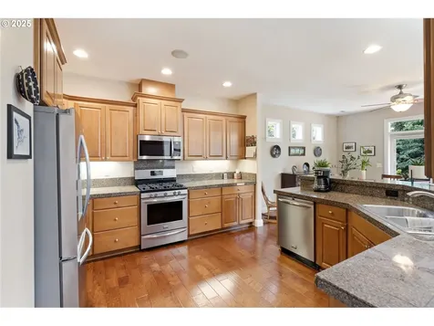 1509 W Alder Place La Center WA 98629