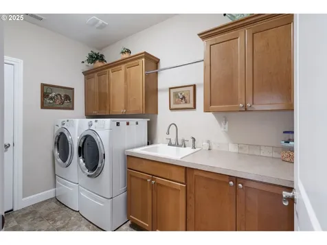 1509 W Alder Place La Center WA 98629