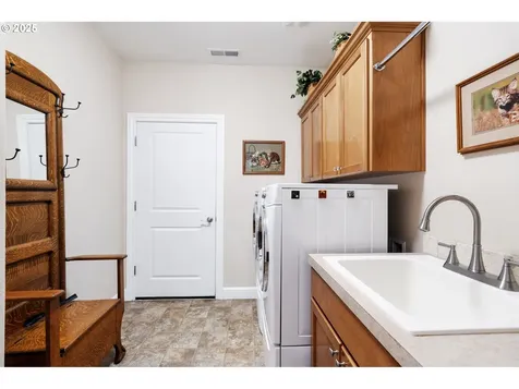 1509 W Alder Place La Center WA 98629