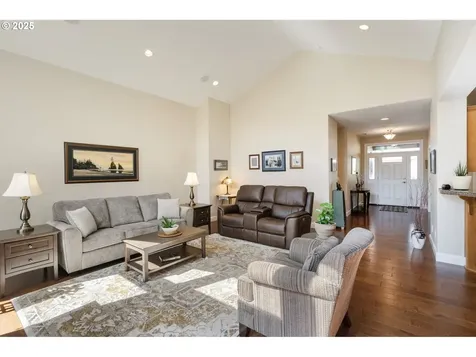 1509 W Alder Place La Center WA 98629