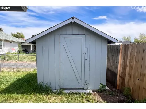 1214 NE Loper Avenue Prineville OR 97754