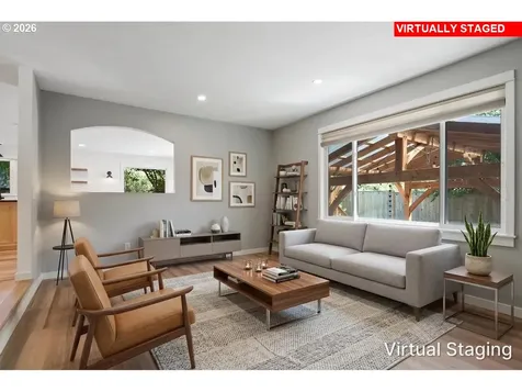 6422 SW Roundtree Court Portland OR 97219