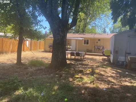 14407 SE Stephens Street Portland OR 97233