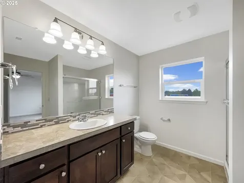 10095 NW Curtis Street North Plains OR 97133