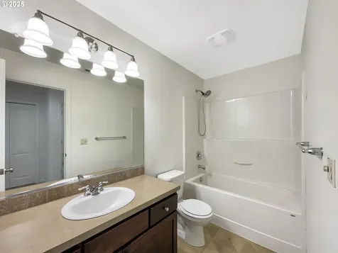 10095 NW Curtis Street North Plains OR 97133