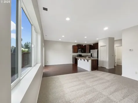 10095 NW Curtis Street North Plains OR 97133