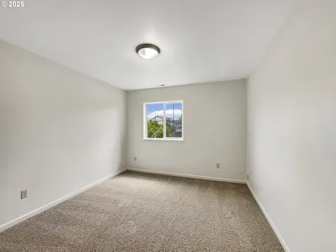 10095 NW Curtis Street North Plains OR 97133