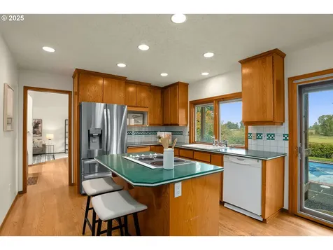 18910 NW Sauvie Island Road Portland OR 97231