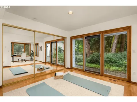 18910 NW Sauvie Island Road Portland OR 97231