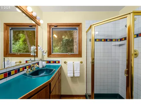 18910 NW Sauvie Island Road Portland OR 97231