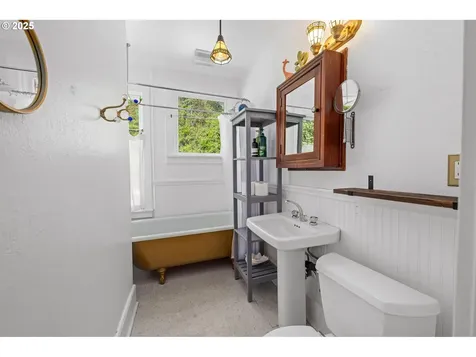 510 Duane Street Astoria OR 97103