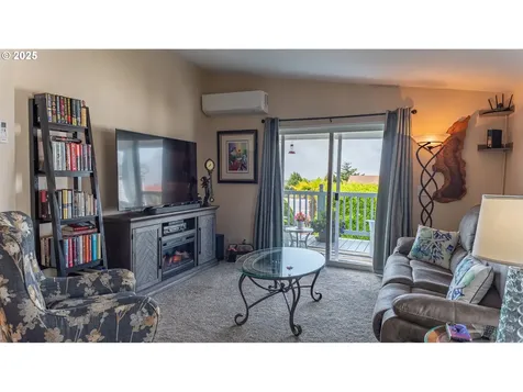 543 Puerto Vista Drive Coos Bay OR 97420