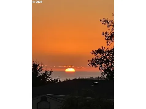 543 Puerto Vista Drive Coos Bay OR 97420
