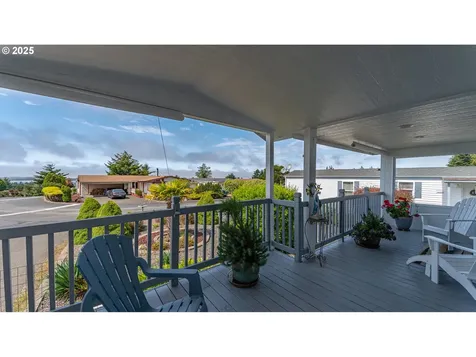 543 Puerto Vista Drive Coos Bay OR 97420