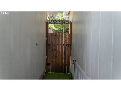 543 Puerto Vista Drive Coos Bay OR 97420